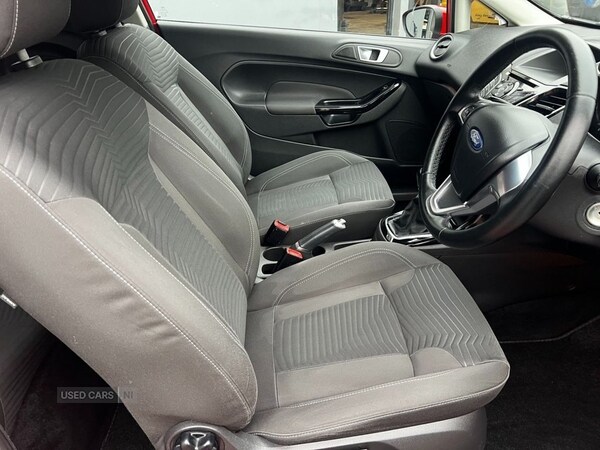 Used Ford Fiesta 2015 for sale - 76338039: Photo 5