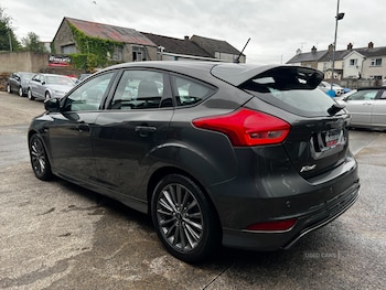 Used Ford Focus 2018 for sale - 79085835: Photo