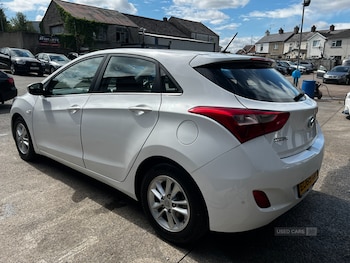 Used Hyundai i30 2015 for sale - 79521990: Photo