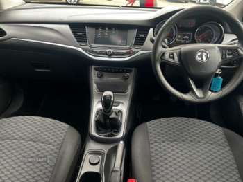Used Vauxhall Astra 2017 for sale - 75460020: Photo