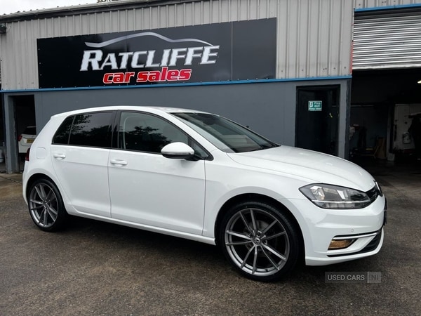 Used Volkswagen Golf 2017 for sale - 76216337: Photo 2