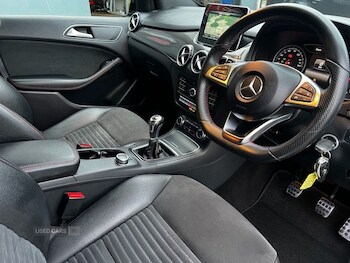 Used Mercedes-Benz B Class 2015 for sale - 77738937: Photo