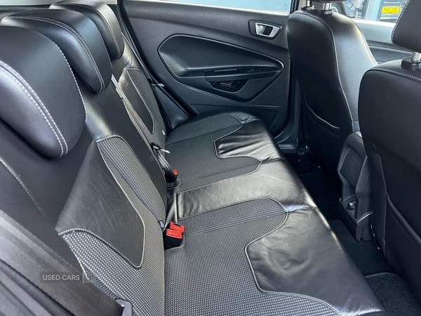 Used Ford Fiesta 2014 for sale - 76927208: Photo 5