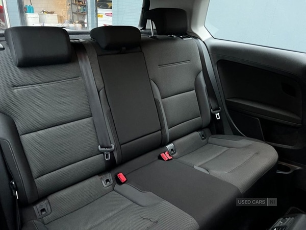 Used Volkswagen Golf 2015 for sale - 77082189: Photo 5