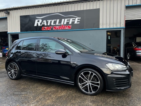 Used Volkswagen Golf 2016 for sale - 77387914: Photo 2