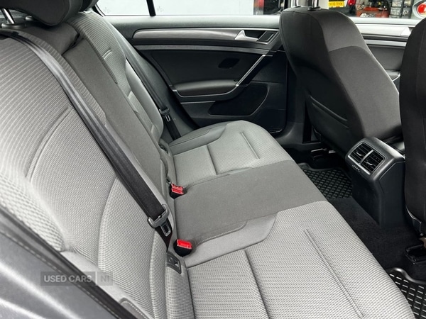 Used Volkswagen Golf 2018 for sale - 78048676: Photo 5