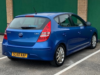 Used Hyundai i30 2010 for sale - 76263690: Photo 4