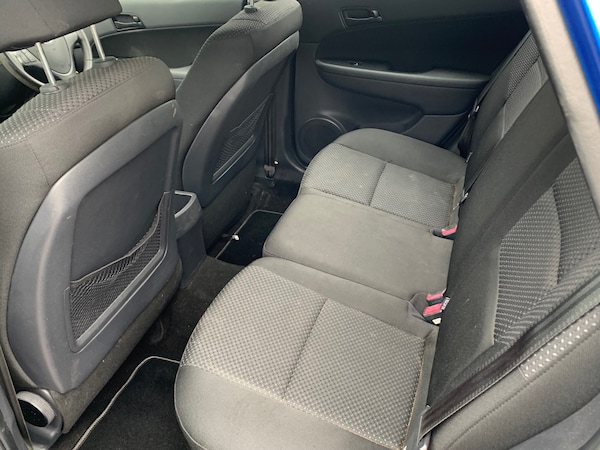 Used Hyundai i30 2010 for sale - 76263690: Photo 6