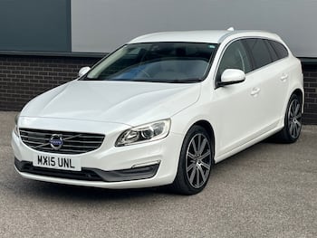 Used Volvo V60 2015 for sale - 79644657: Photo