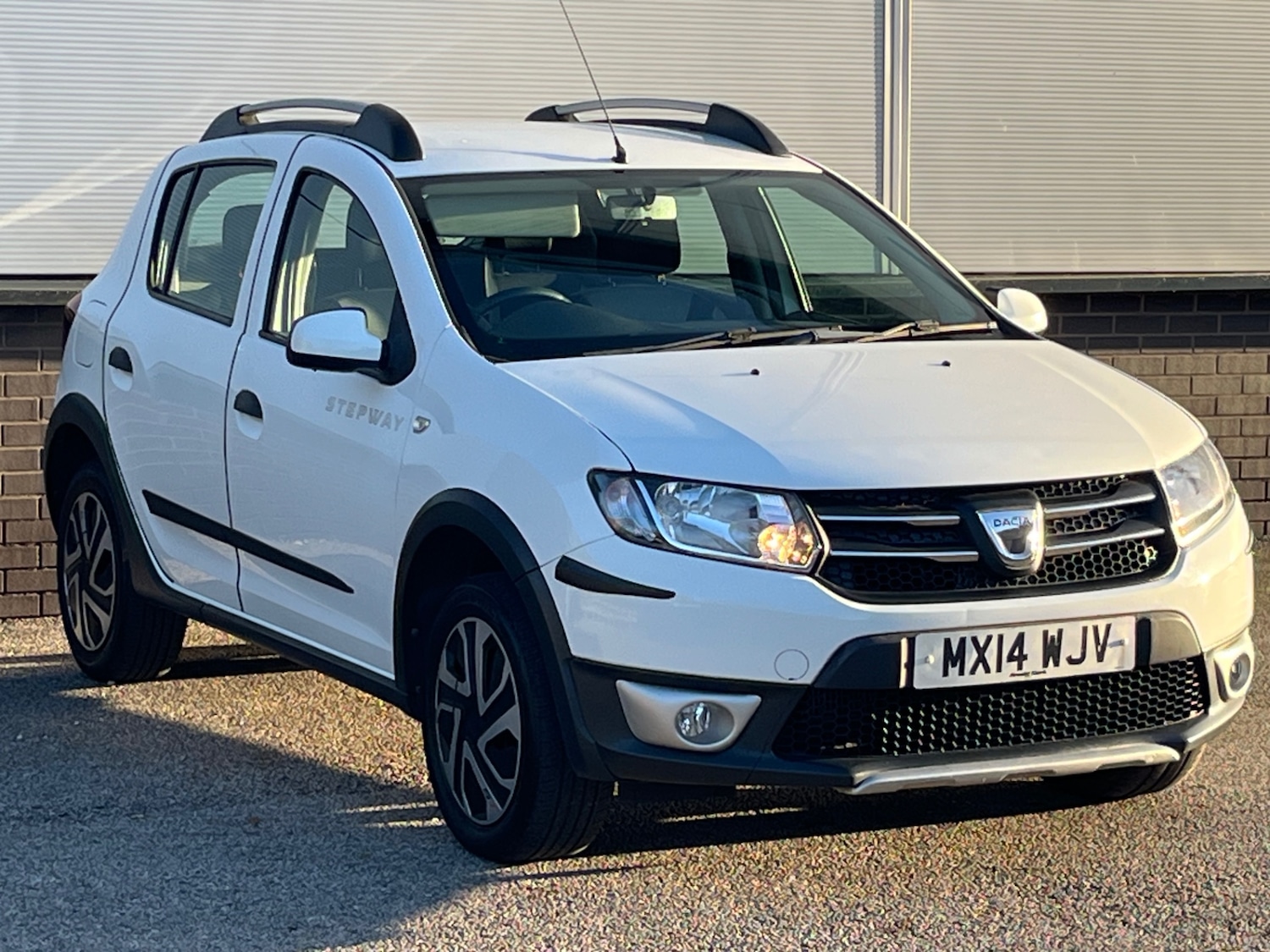 Used Dacia Sandero Stepway 2014 for sale - 76605475: Photo 1