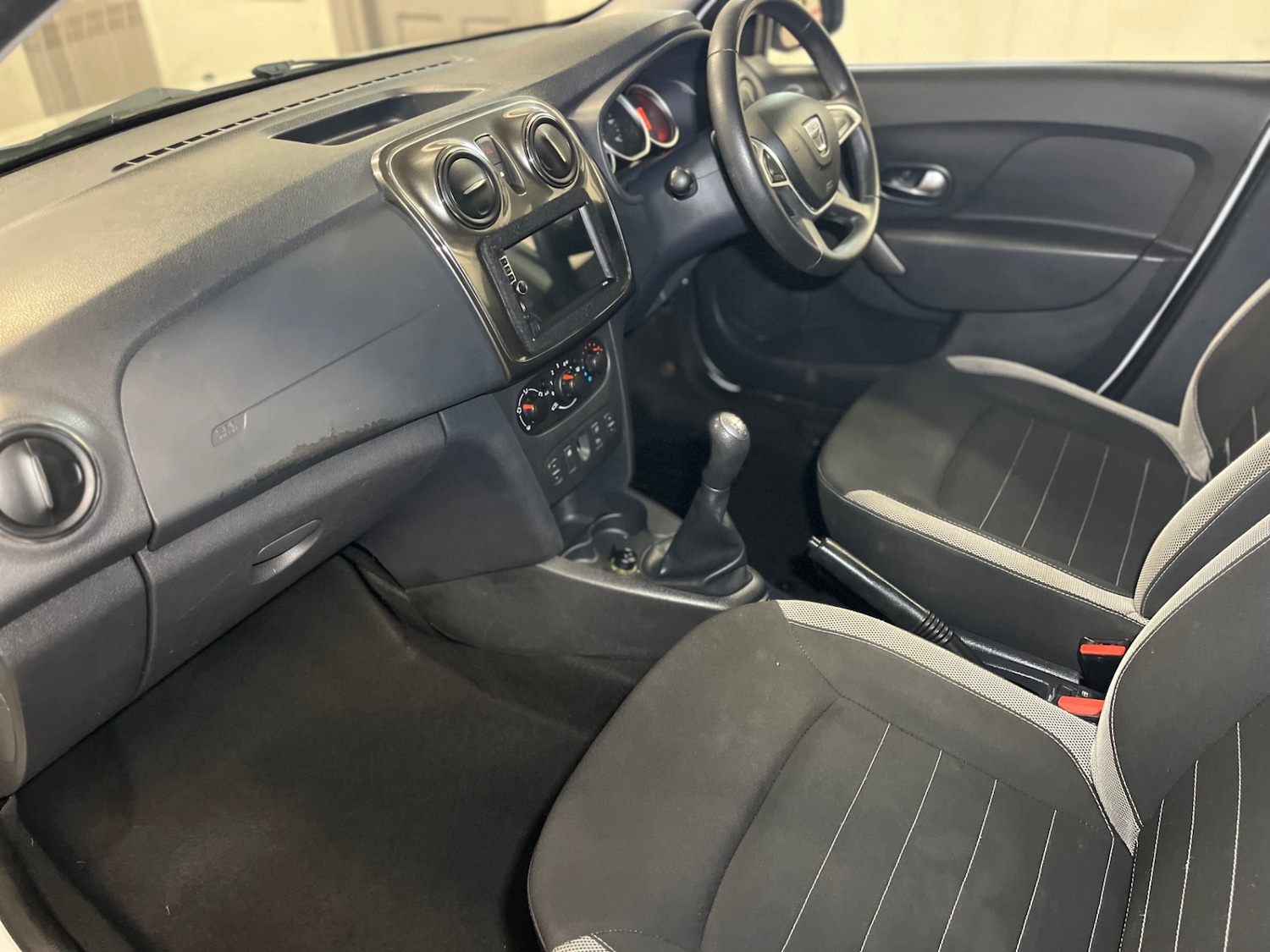 Used Dacia Sandero Stepway 2014 for sale - 76605475: Photo 5