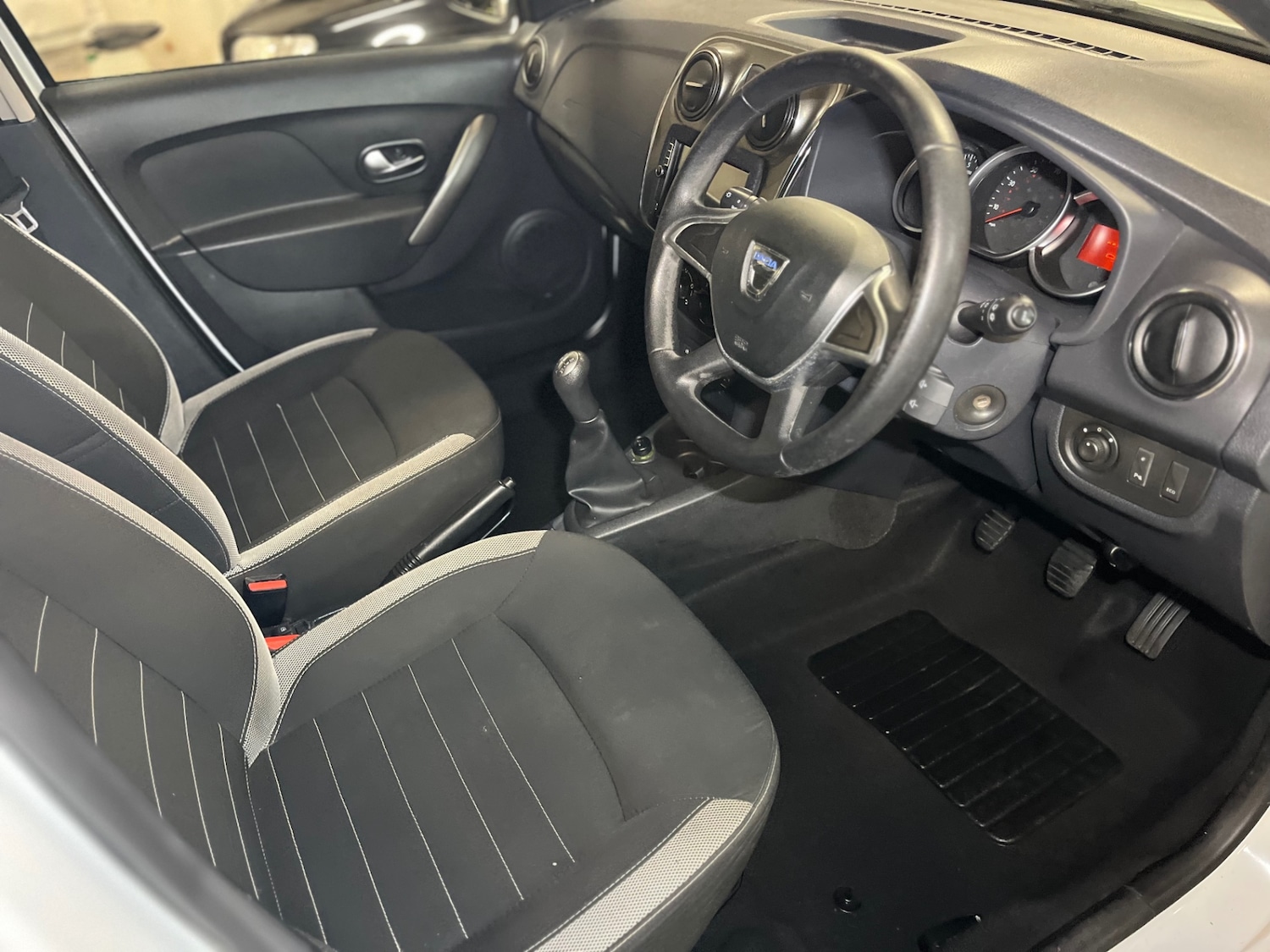 Used Dacia Sandero Stepway 2014 for sale - 76605475: Photo 6