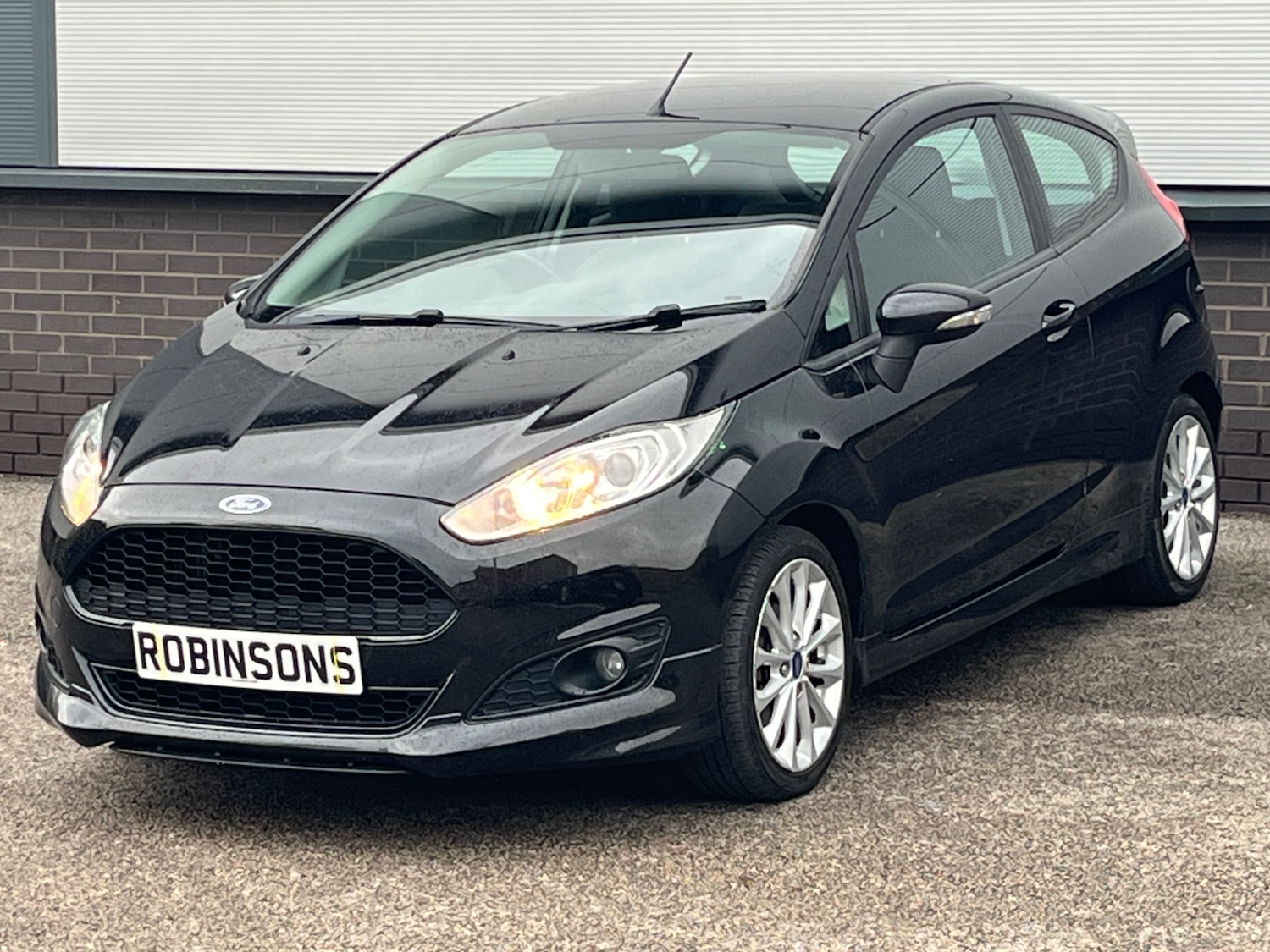 Used Ford Fiesta 2013 for sale - 76548073: Photo 2