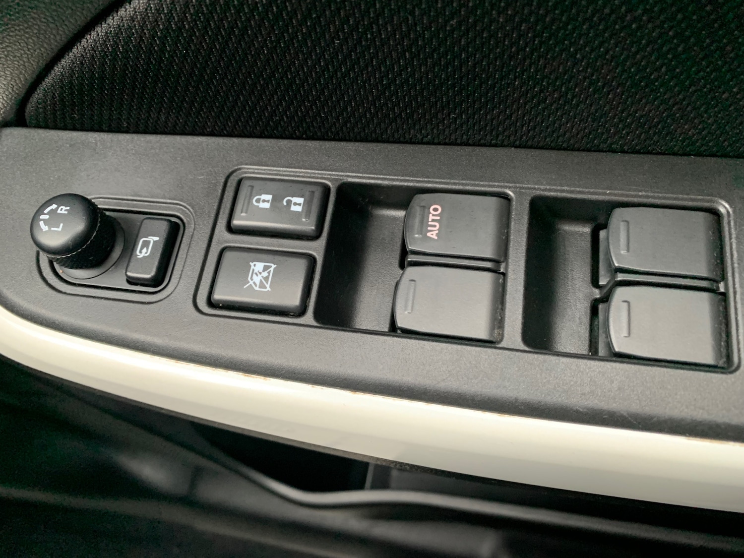 Used Suzuki Swift 2019 for sale - 75638088: Photo 12