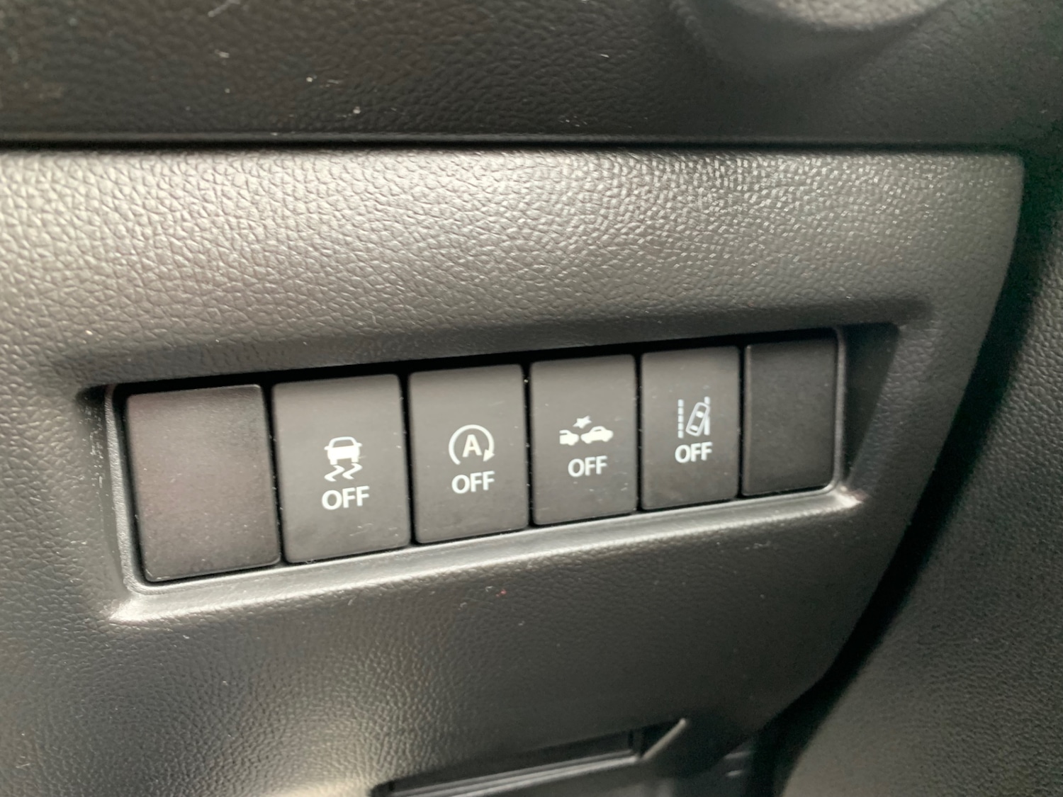 Used Suzuki Swift 2019 for sale - 75638088: Photo 14