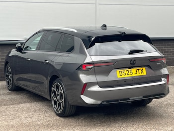 Used Vauxhall Astra 2025 for sale - 78333398: Photo