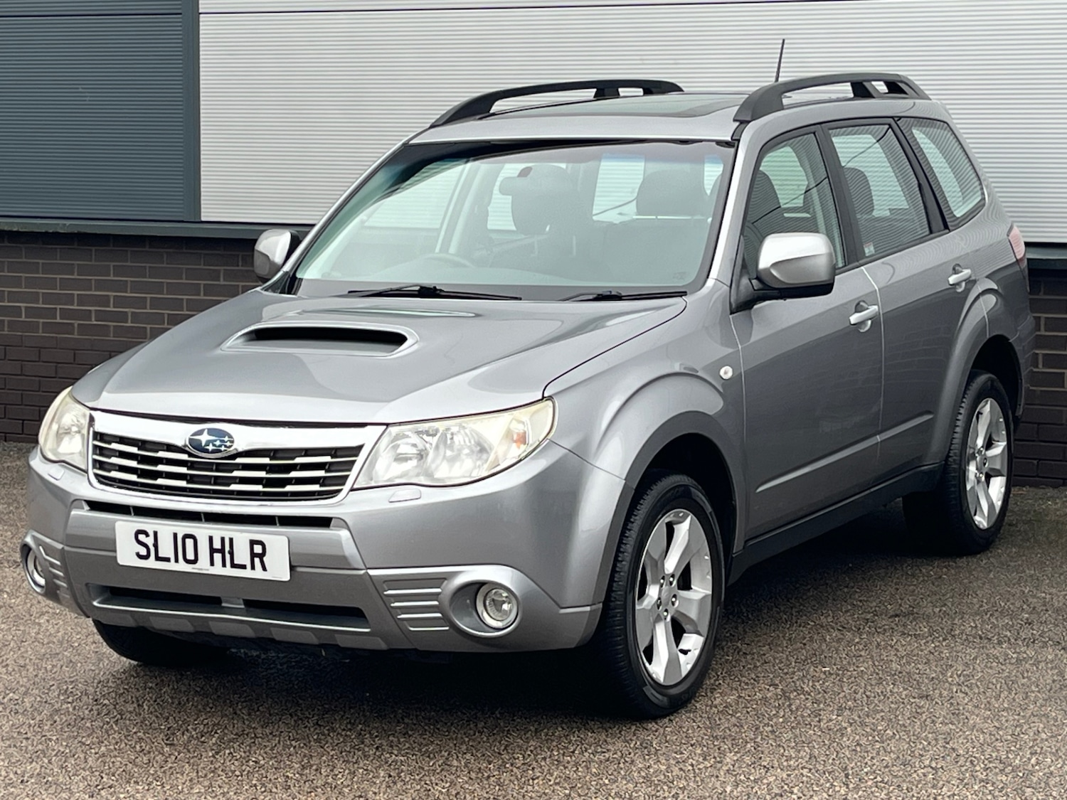 Used Subaru Forester 2010 for sale - 77423613: Photo 2