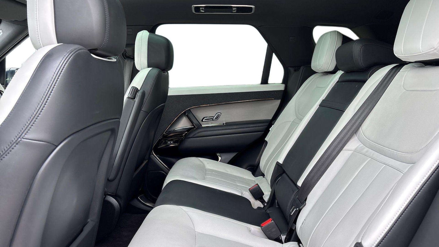 Used Land Rover Range Rover Sport 2023 for sale - 76460197: Photo 4