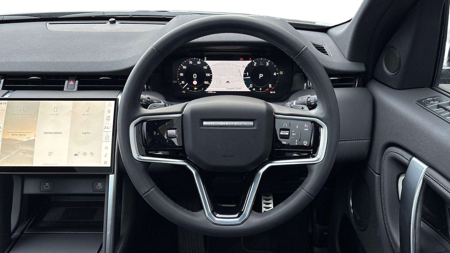 Used Land Rover Discovery Sport 2024 for sale - 77233124: Photo 15