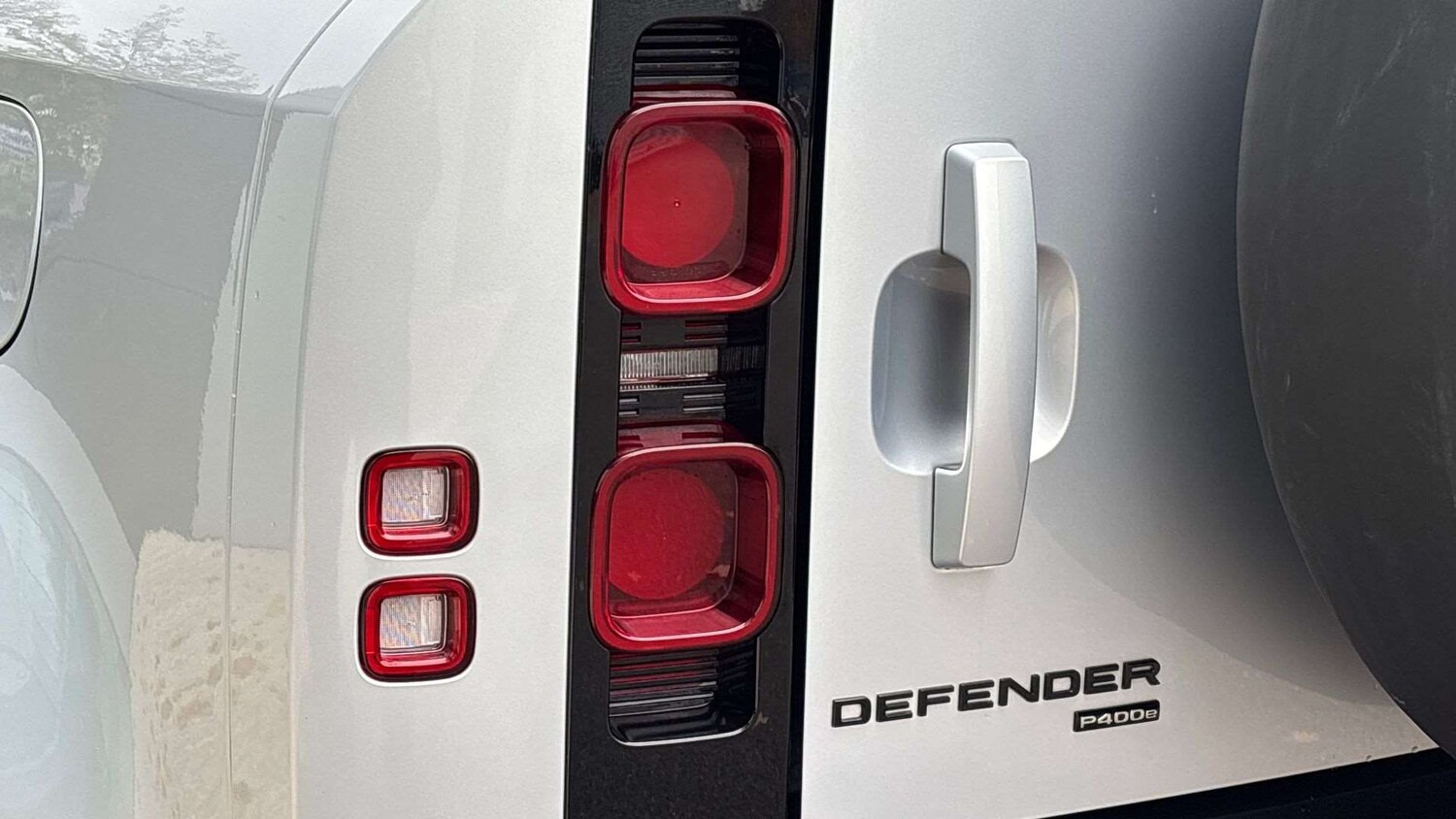 Used Land Rover Defender 2021 for sale - 76459806: Photo 19