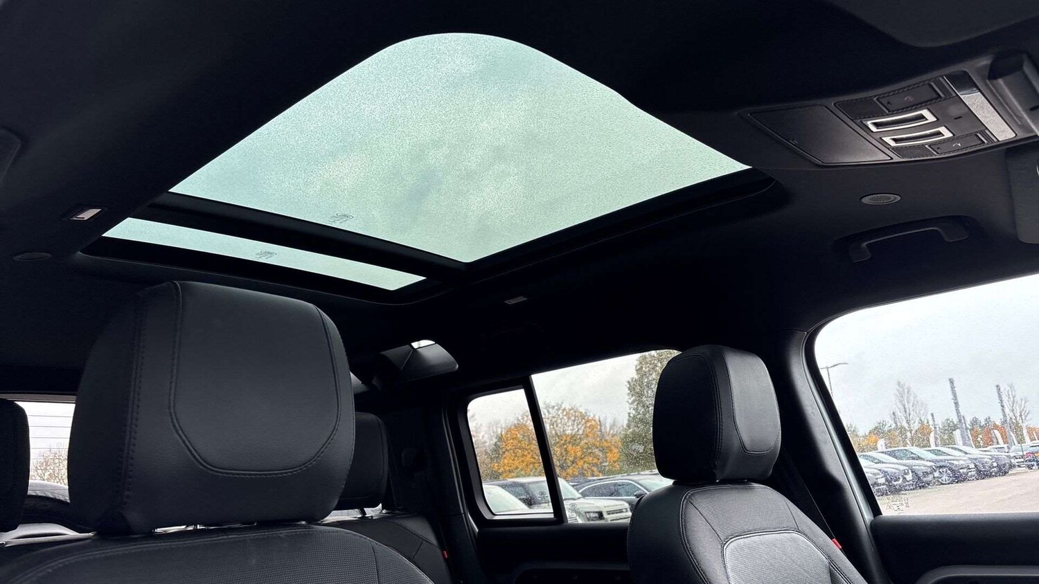 Used Land Rover Defender 2021 for sale - 76459806: Photo 21