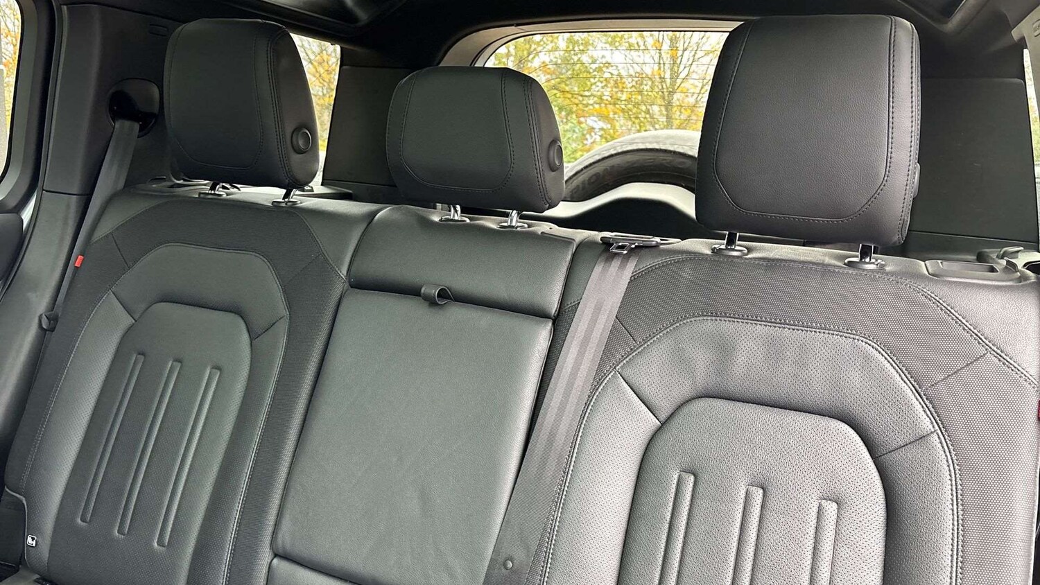 Used Land Rover Defender 2021 for sale - 76459806: Photo 34