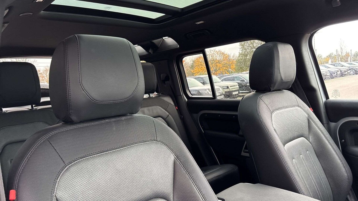 Used Land Rover Defender 2021 for sale - 76459806: Photo 35