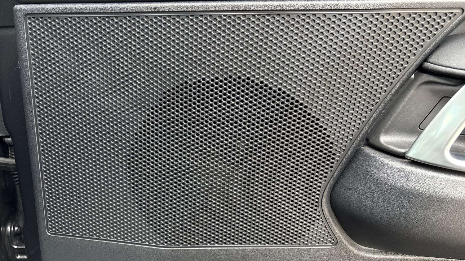 Used Land Rover Discovery 2022 for sale - 76460131: Photo 24