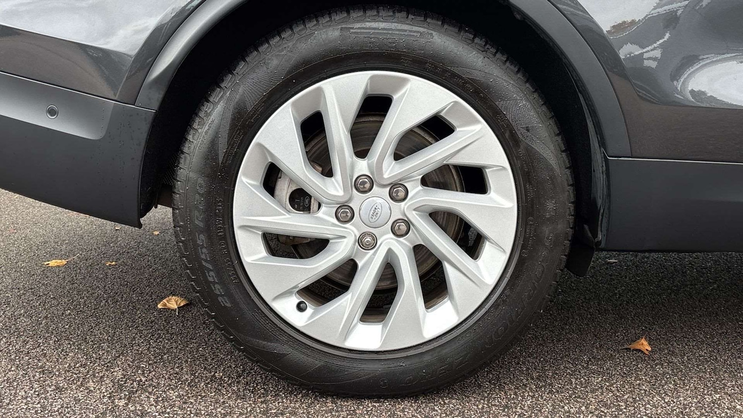 Used Land Rover Discovery 2022 for sale - 76460131: Photo 30