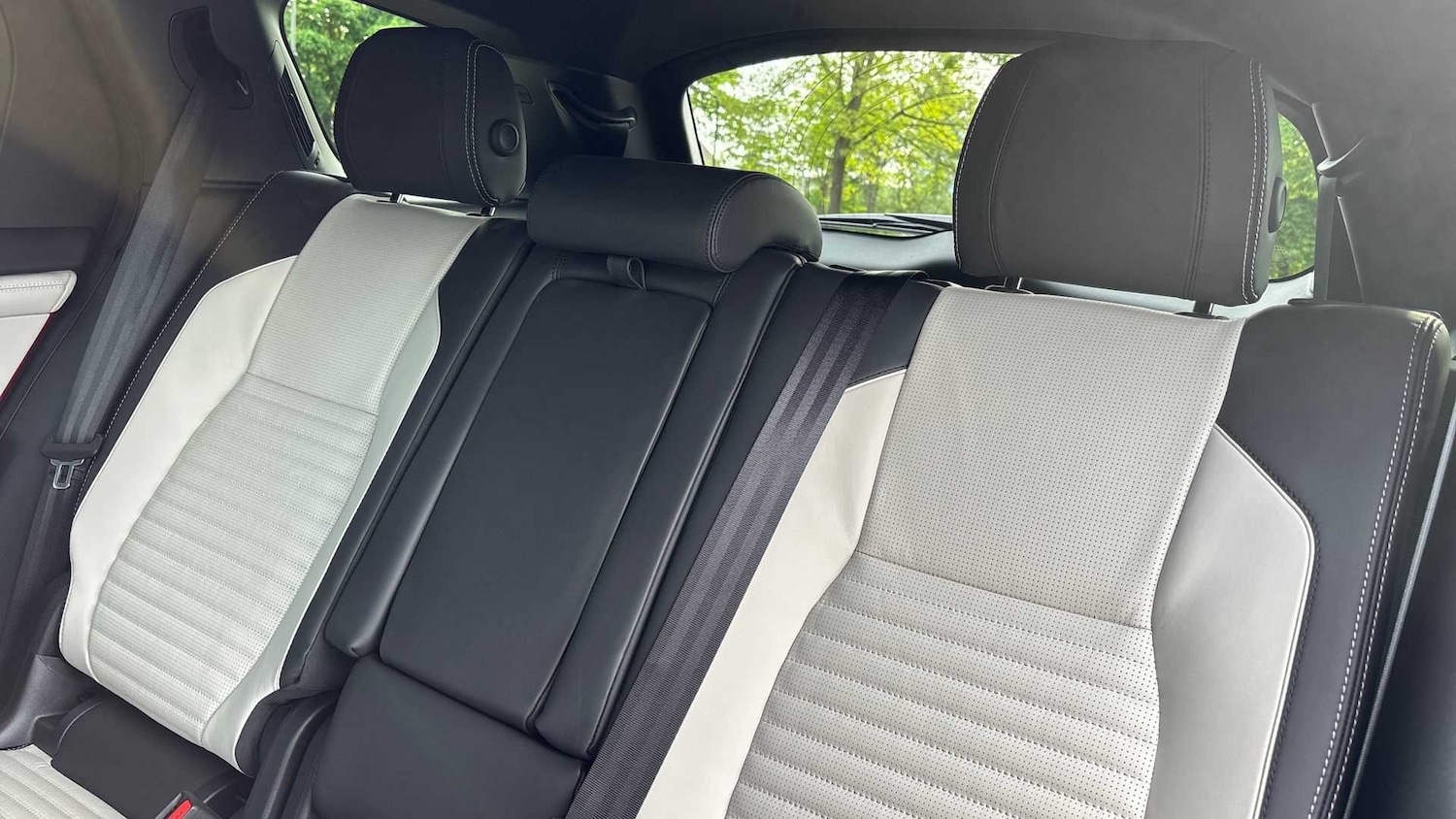 Used Land Rover Discovery Sport 2025 for sale - 76459946: Photo 27