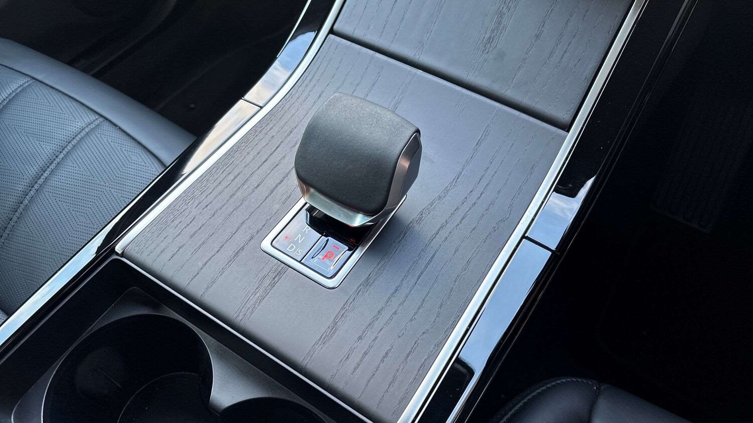 Used Land Rover Range Rover Evoque 2025 for sale - 76460619: Photo 13