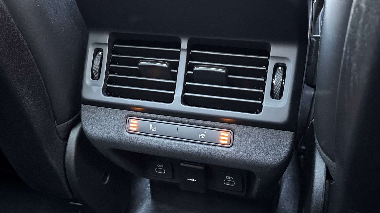 Used Land Rover Range Rover Evoque 2025 for sale - 76460619: Photo 18