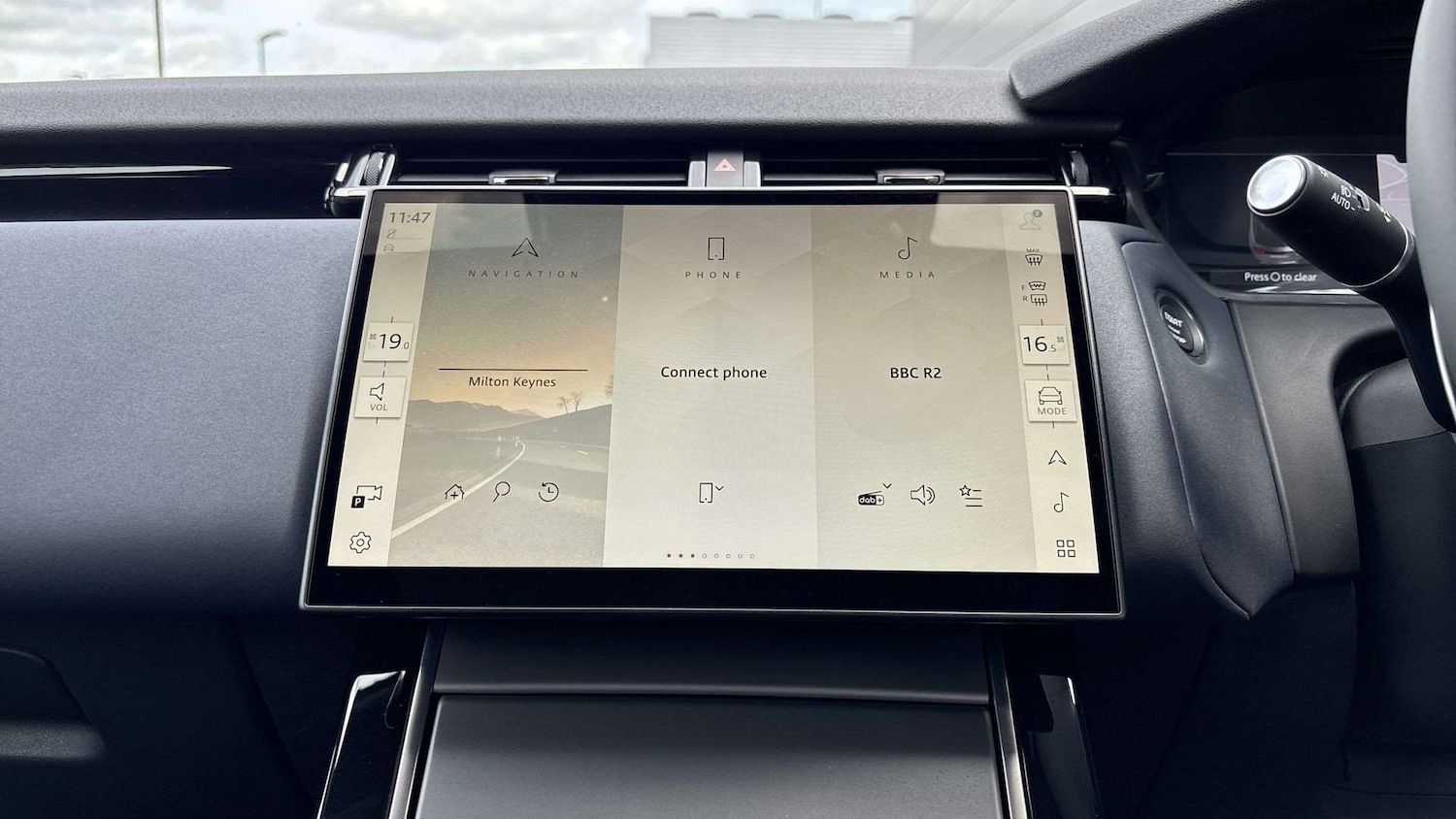 Used Land Rover Range Rover Velar 2023 for sale - 76459966: Photo 14