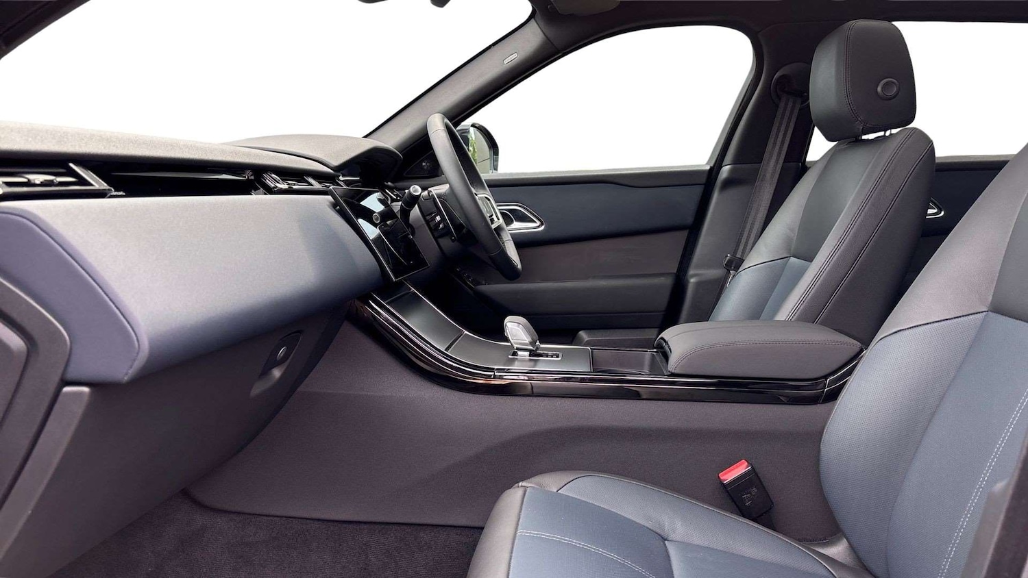 Used Land Rover Range Rover Velar 2023 for sale - 76459966: Photo 3