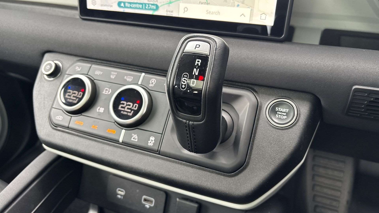 Used Land Rover Defender 2022 for sale - 76460577: Photo 13