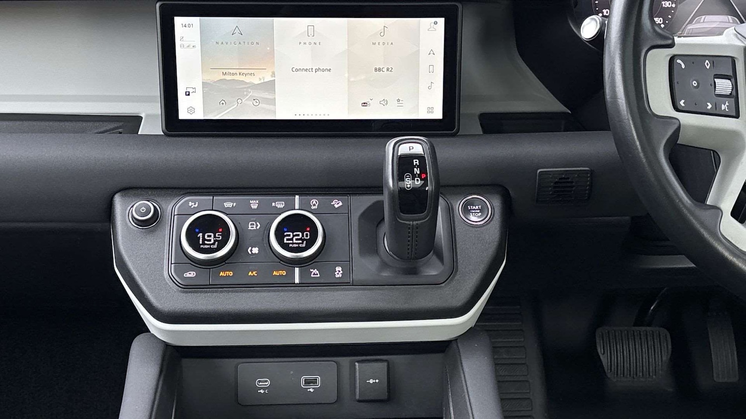 Used Land Rover Defender 2022 for sale - 76460577: Photo 14