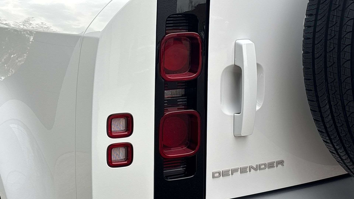 Used Land Rover Defender 2022 for sale - 76460577: Photo 19