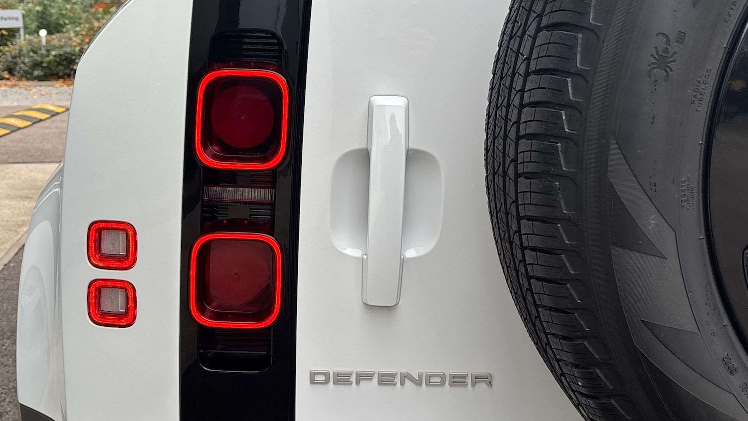 Used Land Rover Defender 2022 for sale - 76460577: Photo 26