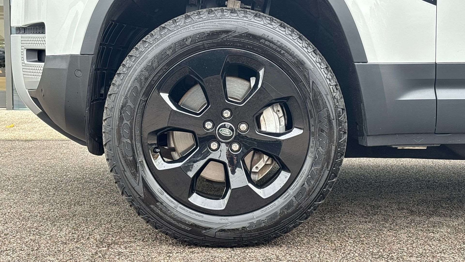 Used Land Rover Defender 2022 for sale - 76460577: Photo 33