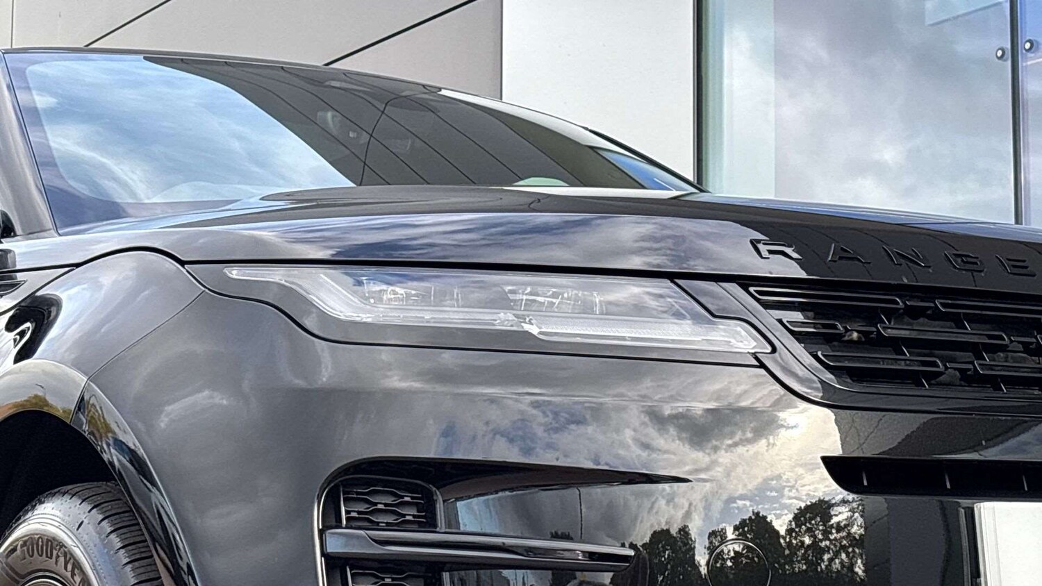 Used Land Rover Range Rover Evoque 2025 for sale - 77526979: Photo 17