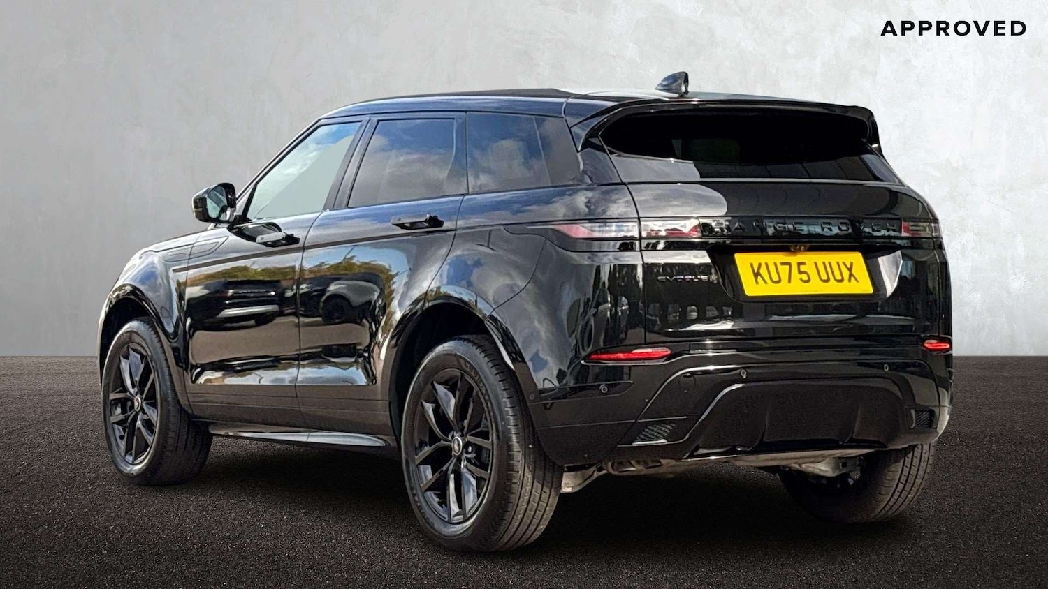 Used Land Rover Range Rover Evoque 2025 for sale - 77526979: Photo 2