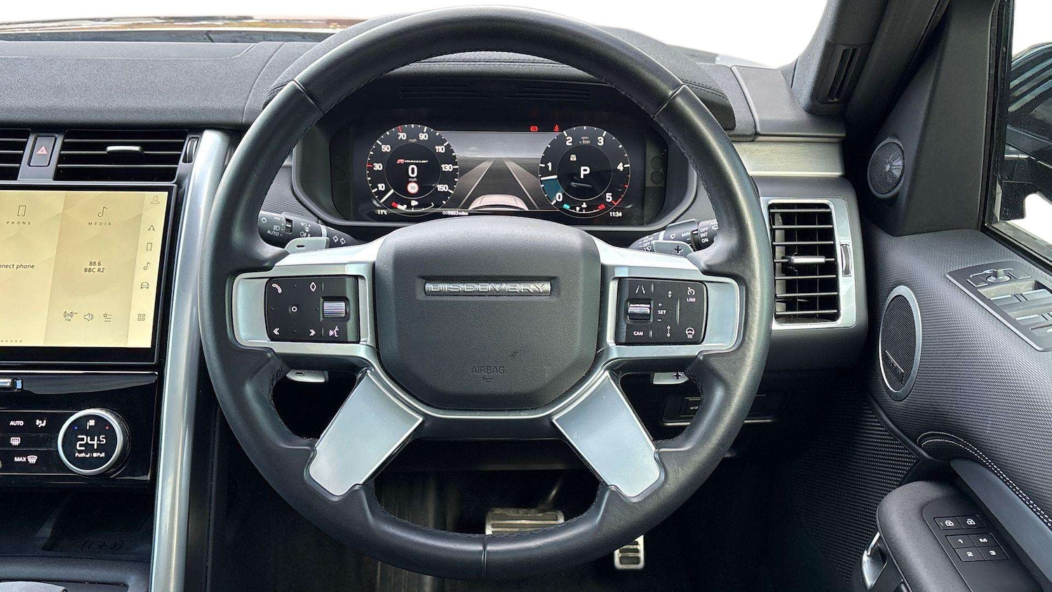 Used Land Rover Discovery 2023 for sale - 76460442: Photo 15