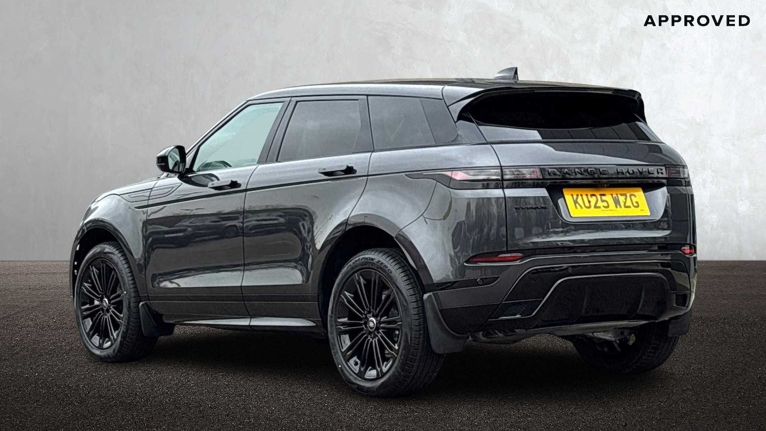 Used Land Rover Range Rover Evoque 2025 for sale - 76460469: Photo 2