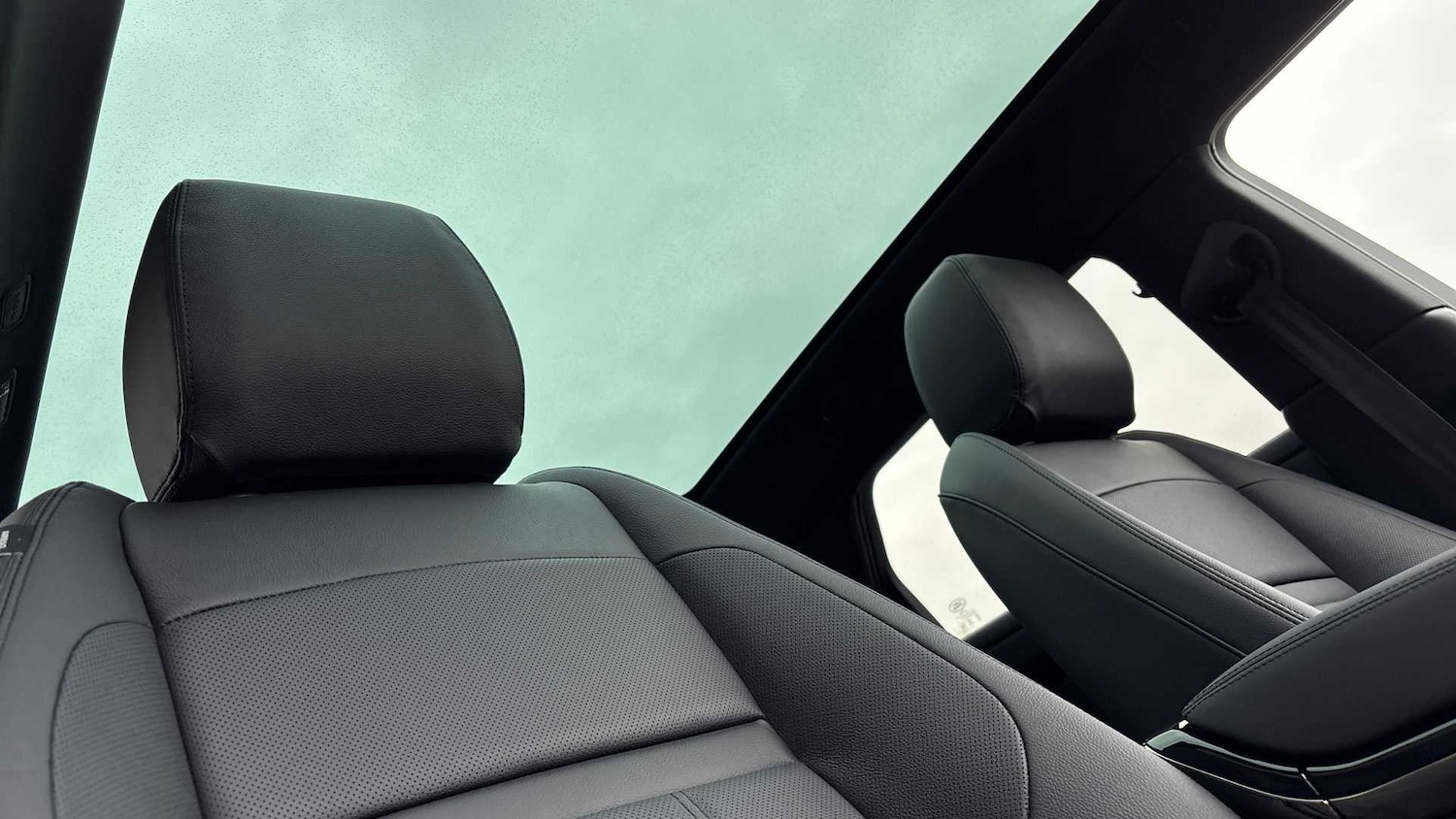 Used Land Rover Range Rover Evoque 2025 for sale - 76460469: Photo 28