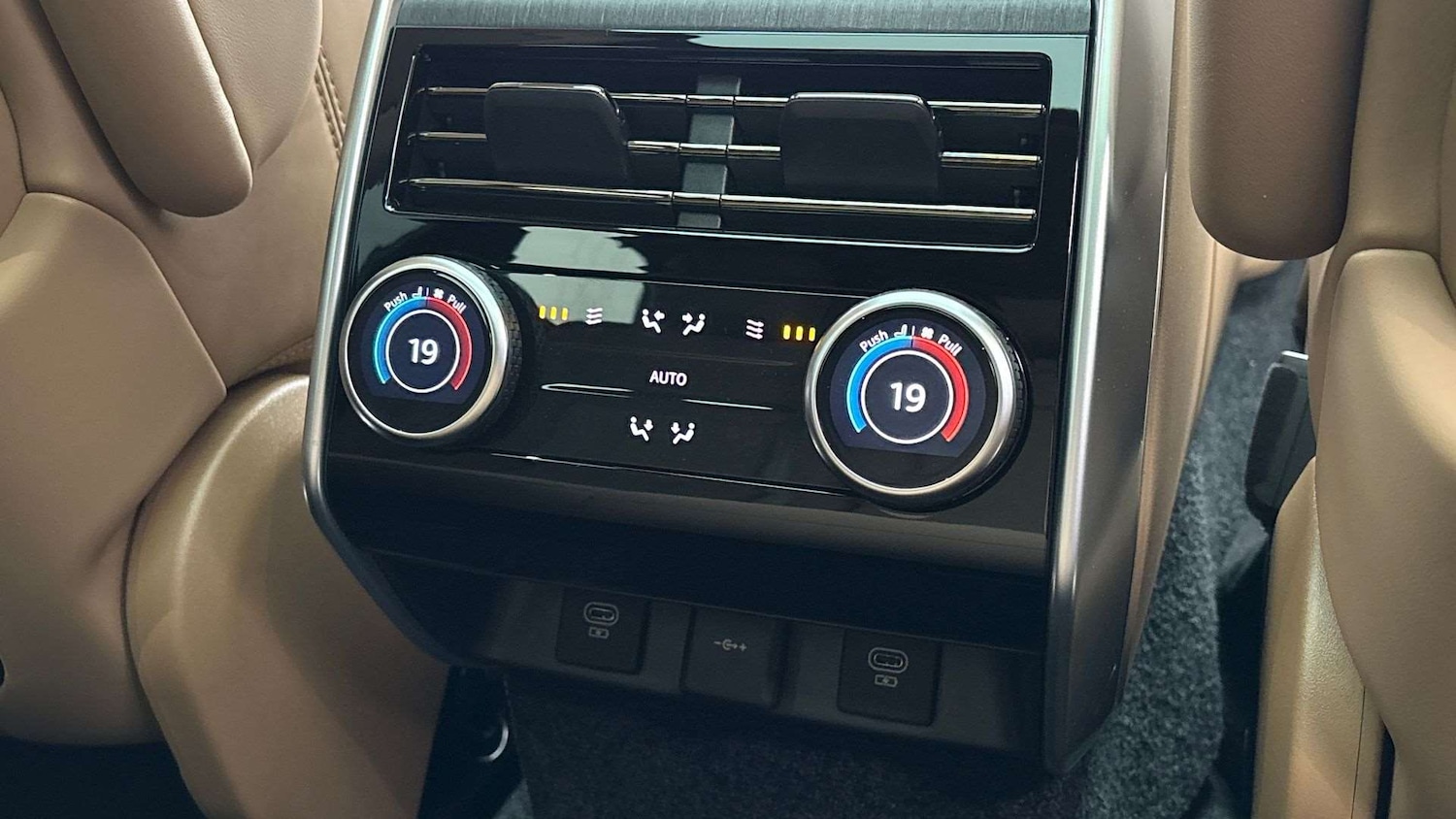 Used Land Rover Range Rover 2024 for sale - 76929102: Photo 18