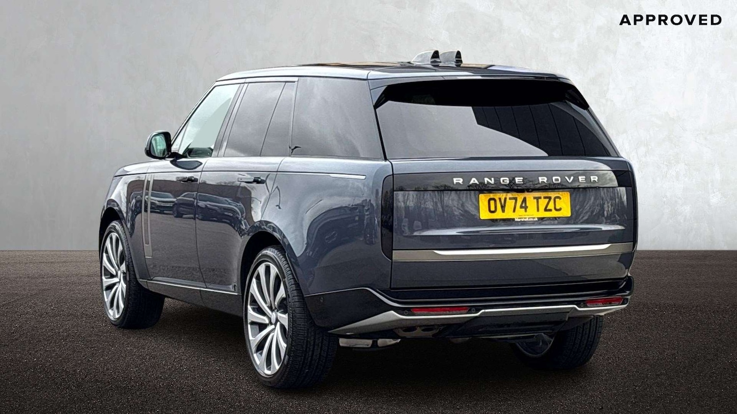 Used Land Rover Range Rover 2024 for sale - 76929102: Photo 2