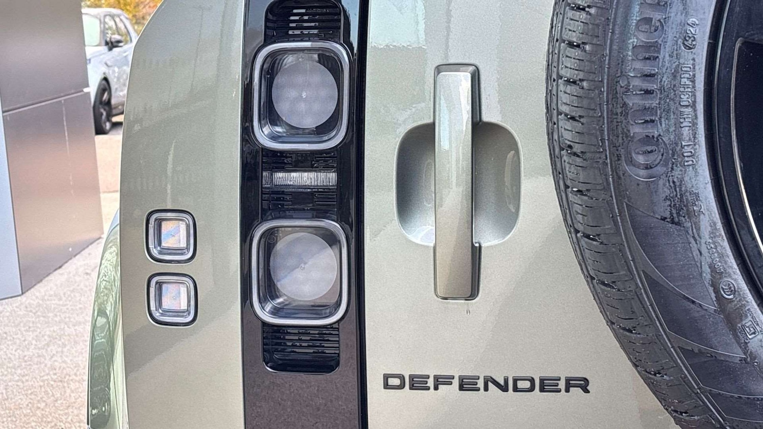 Used Land Rover Defender 2025 for sale - 76515557: Photo 26