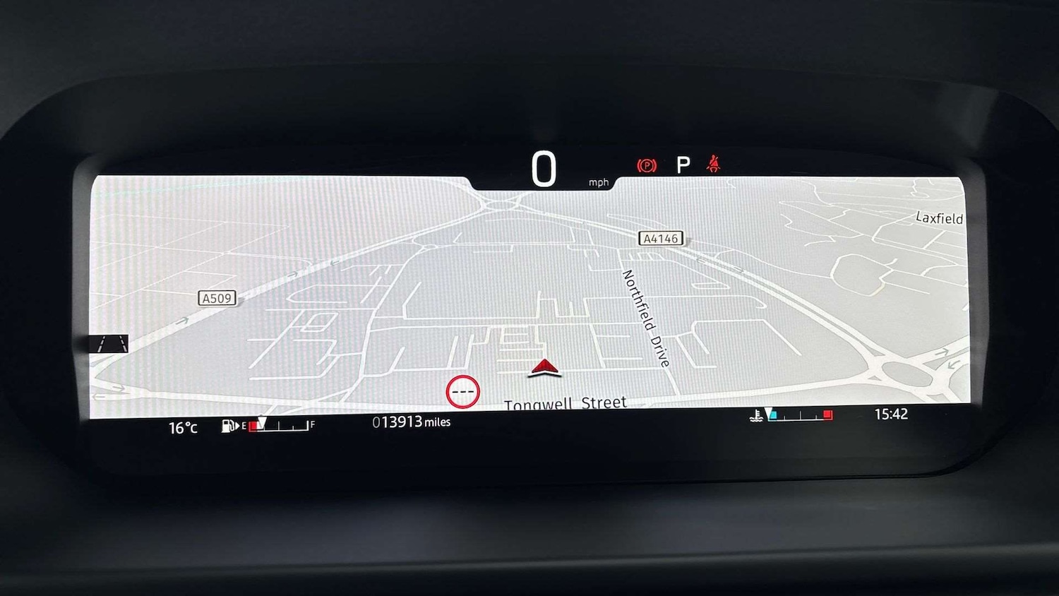 Used Land Rover Defender 2024 for sale - 76460318: Photo 31