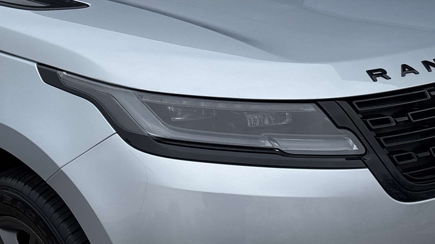 Used Land Rover Range Rover Velar 2023 for sale - 77553021: Photo 17