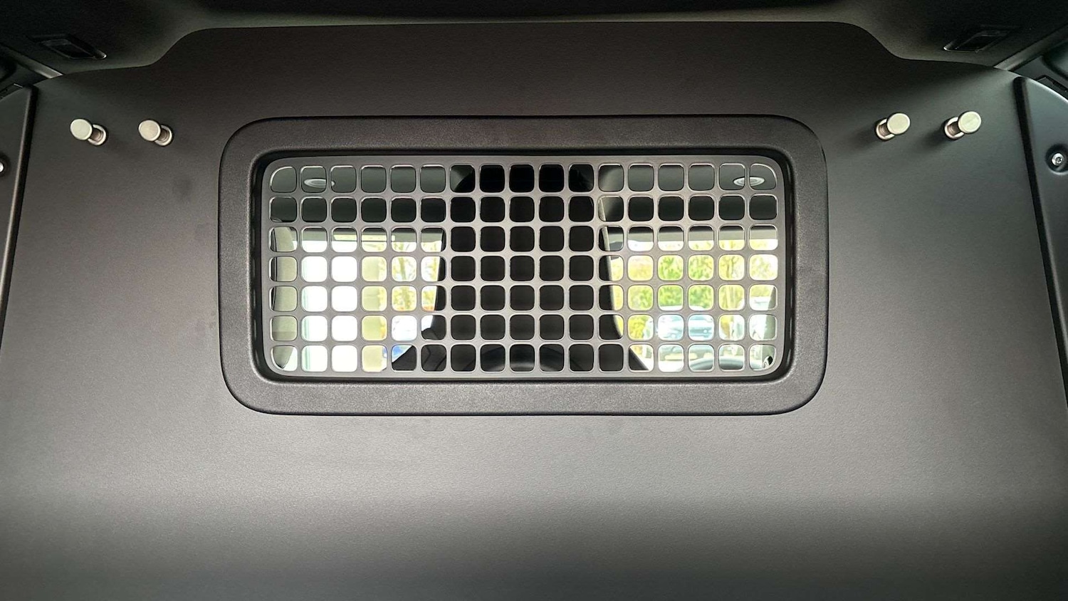 Used Land Rover Defender 90 2025 for sale - 77686671: Photo 18